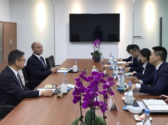 协会领导调研指导秘书处工作并为协会办公新址揭牌